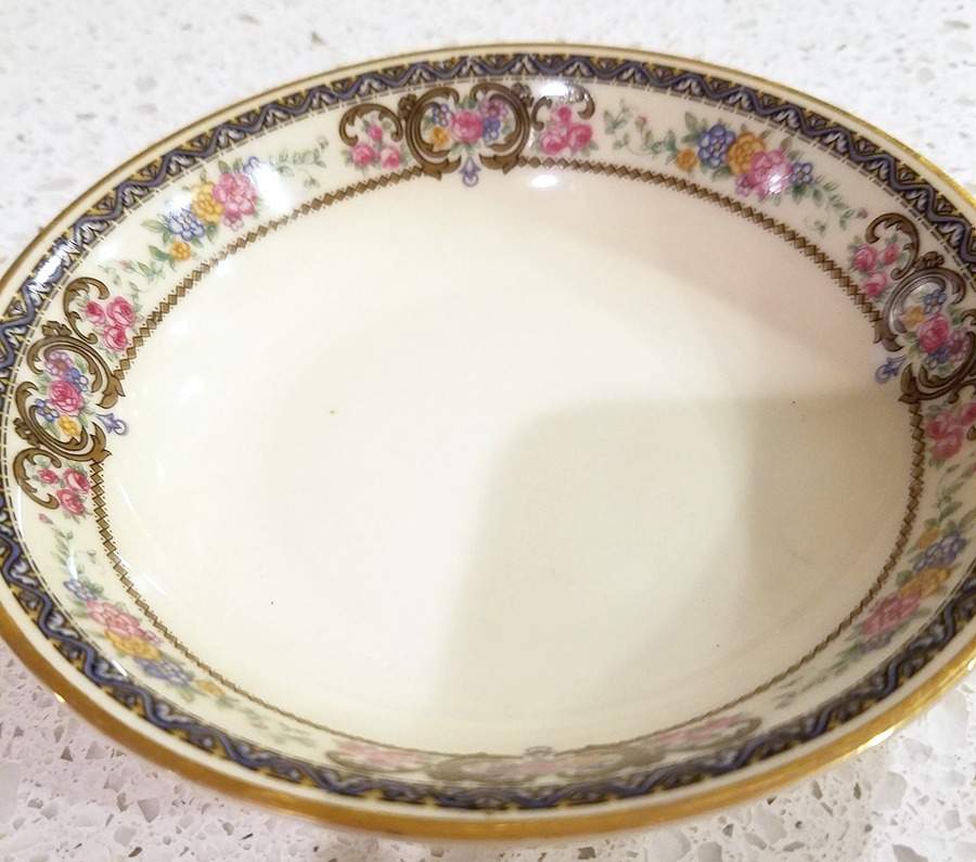 HUT190 Fruit/Dessert (Sauce) Bowl by Hutschenreuther-1