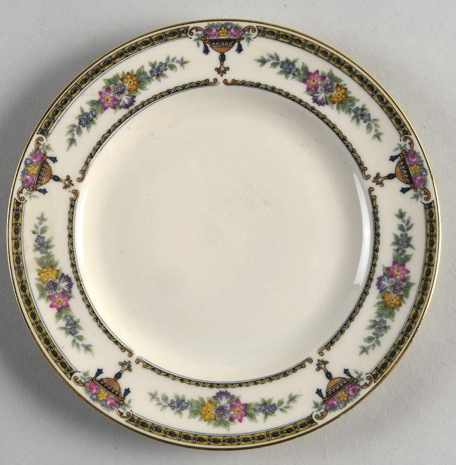 HUT208 Bread & Butter Plate by Hutschenreuther-1
