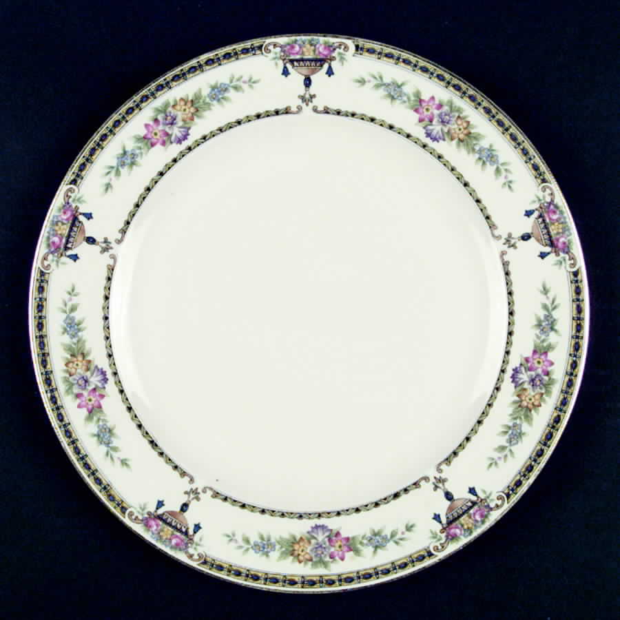 HUT208 Dinner Plate by Hutschenreuther-1