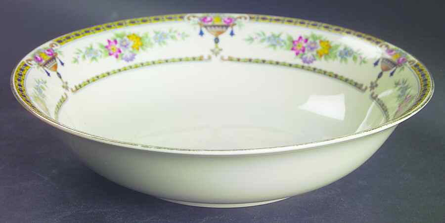 HUT208 9" Round Vegetable Bowl by Hutschenreuther-1