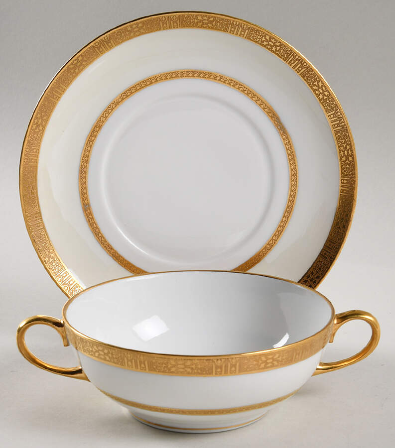 HUT216 Cream Soup Bowl & Saucer Set by Hutschenreuther-1