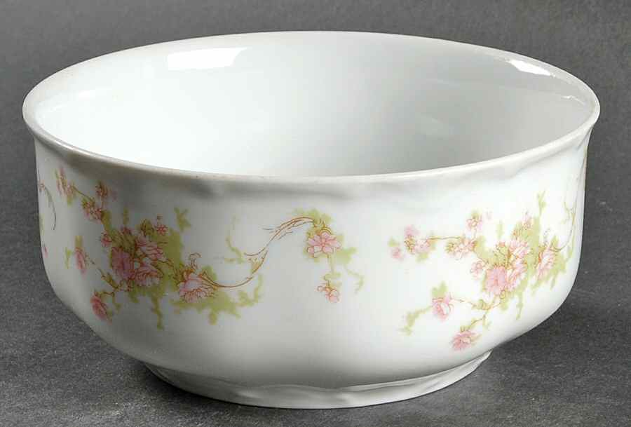 HUT23 Cranberry Bowl by Hutschenreuther-1