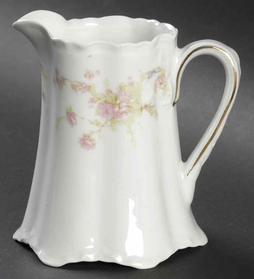 HUT23 Creamer by Hutschenreuther-1