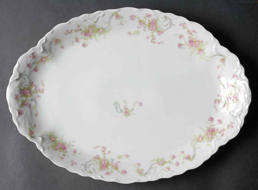HUT23 13" Oval Serving Platter by Hutschenreuther-1