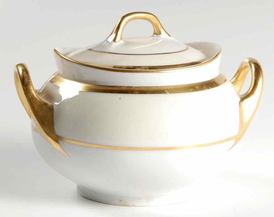 HUT25 Sugar Bowl & Lid by Hutschenreuther-1
