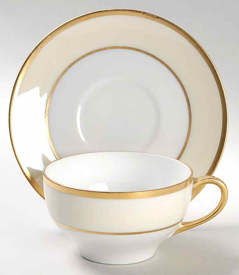 HUT25 Flat Cup & Saucer Set by Hutschenreuther-1