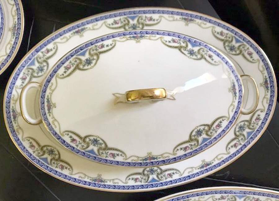 HUT253 16" Oval Serving Platter by Hutschenreuther-1