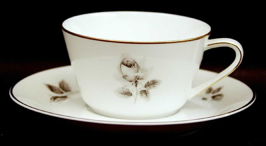 HUT27 Flat Cup & Saucer Set by Hutschenreuther-1