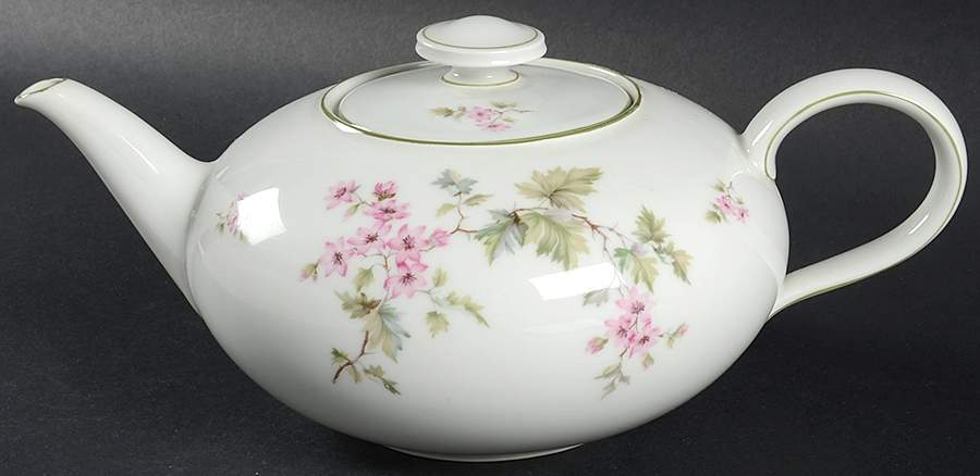 HUT2 (Green Trim) Teapot & Lid by Hutschenreuther-1