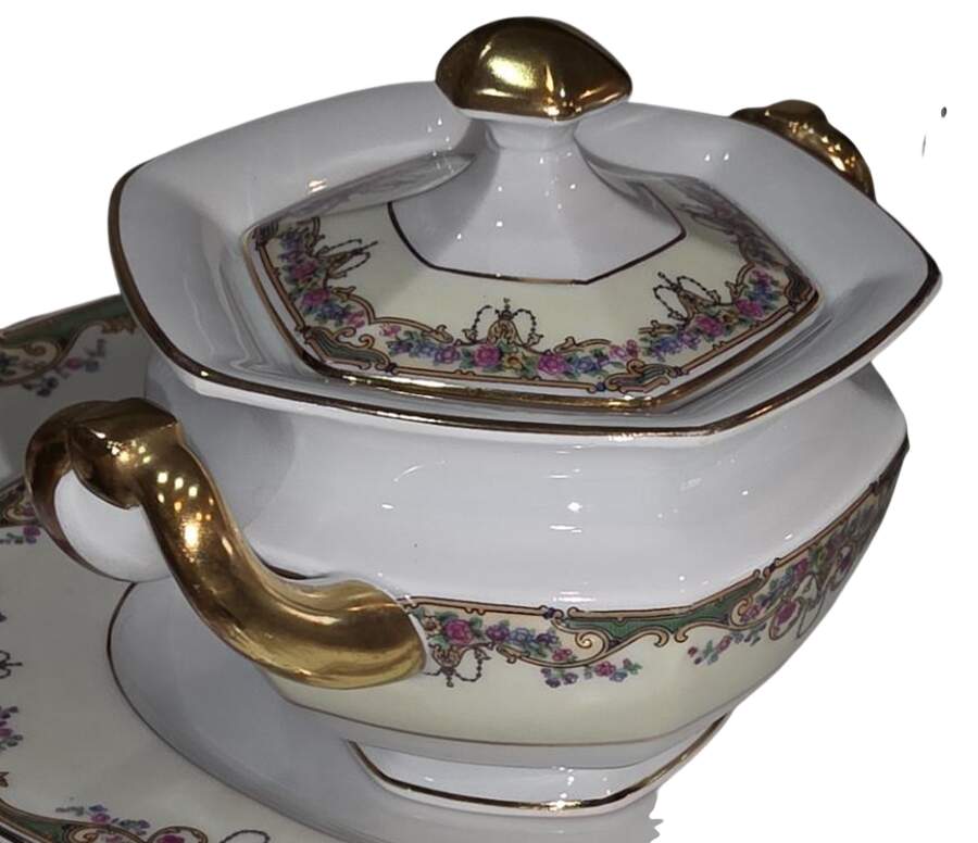 HUT333 Sugar Bowl & Lid by Hutschenreuther-1