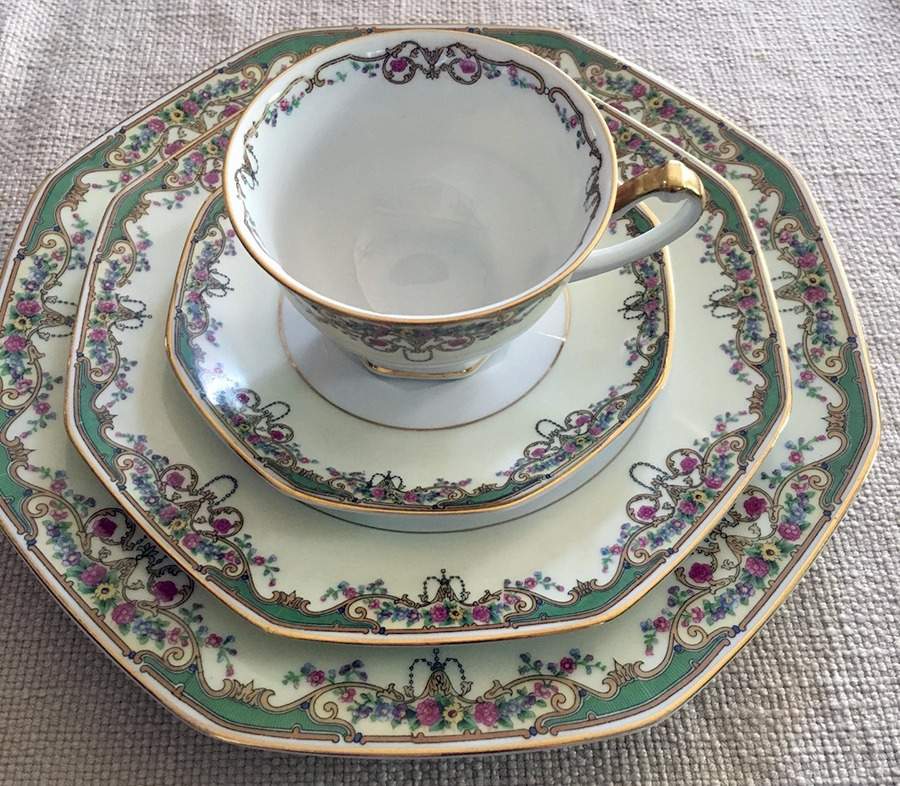 HUT333 Salad Plate by Hutschenreuther-1