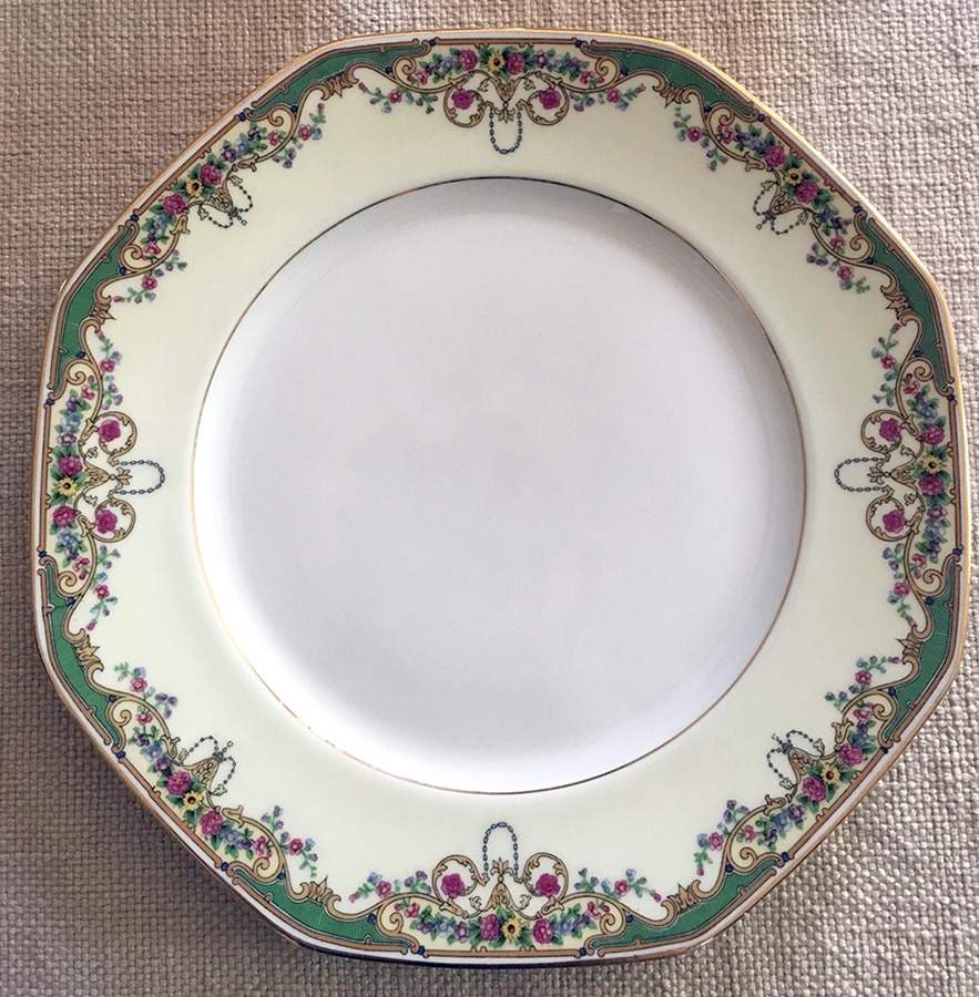 HUT333 Dinner Plate by Hutschenreuther-1
