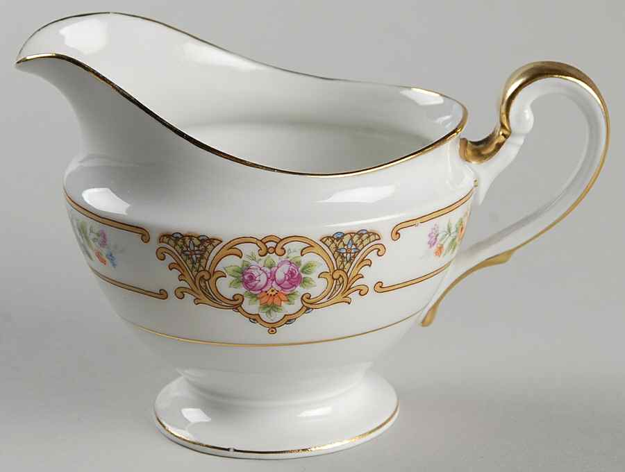 HUT335 Creamer by Hutschenreuther-1