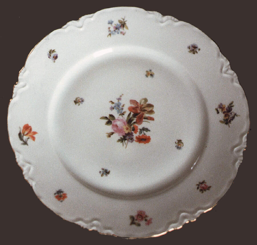 HUT357 Dinner Plate by Hutschenreuther-1