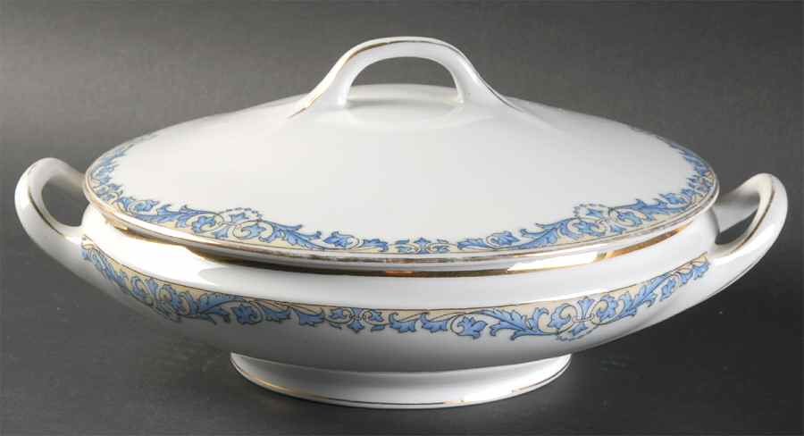 HUT395 Round Covered Vegetable by Hutschenreuther-1