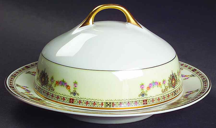 HUT4 Round Covered Butter by Hutschenreuther-1