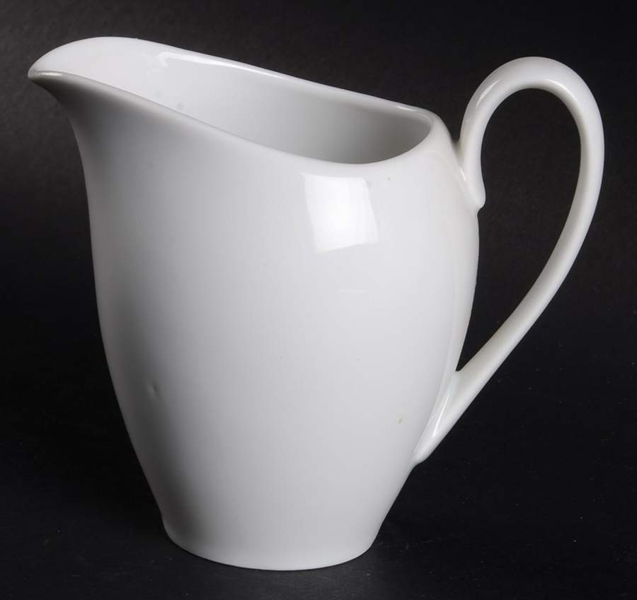 HUT415 Creamer by Hutschenreuther-1