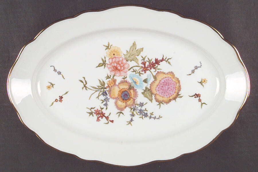 HUT420 15" Oval Serving Platter by Hutschenreuther-1
