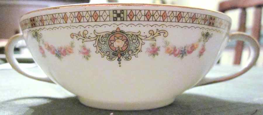 HUT443 Flat Cream Soup Bowl by Hutschenreuther-1