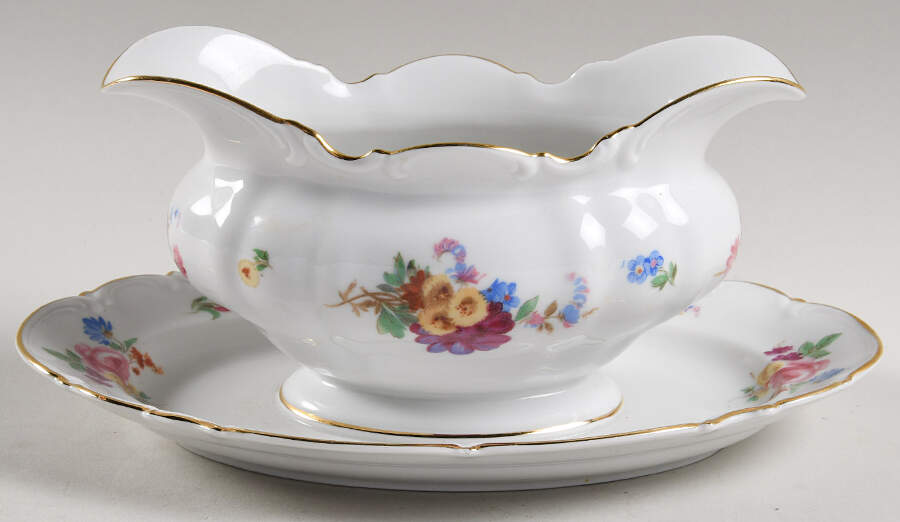 8939 Gravy Boat with Attached Underplate by Hutschenreuther-1