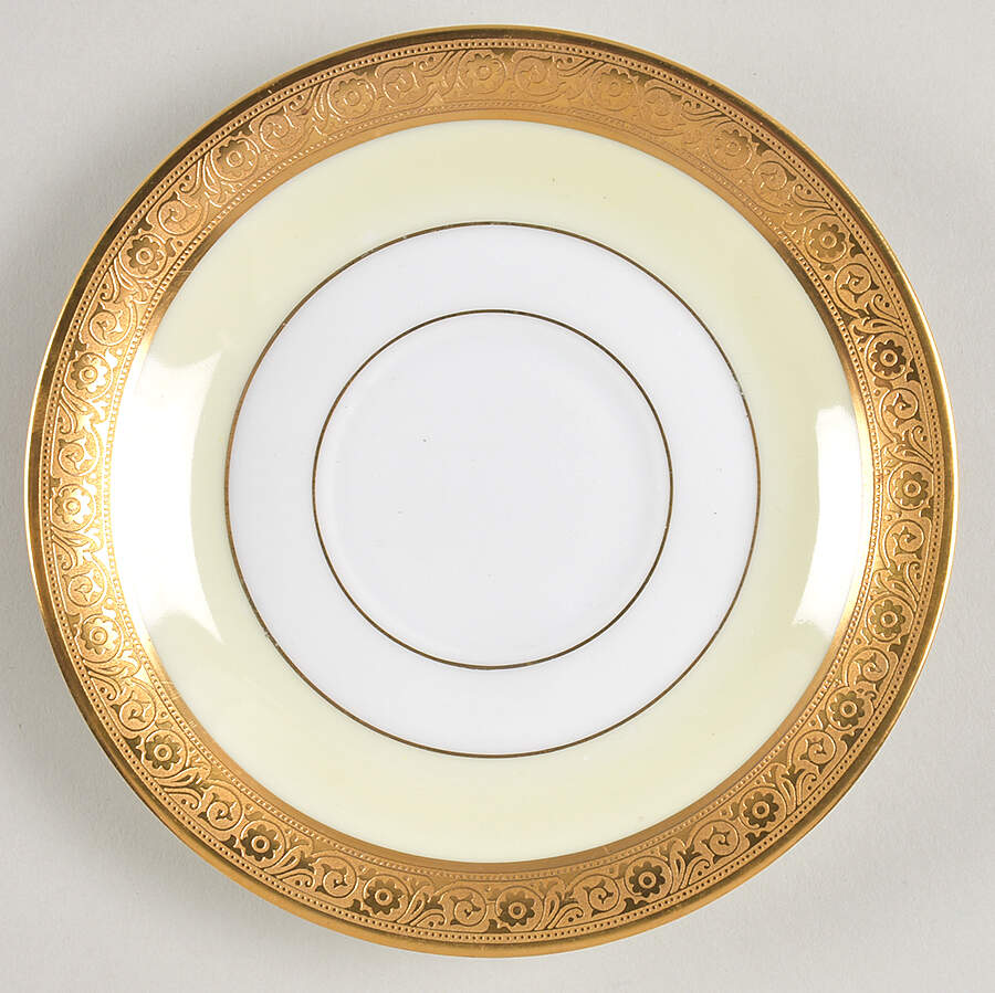 HUT5 Saucer by Hutschenreuther-1