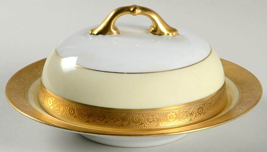 HUT5 Round Covered Butter by Hutschenreuther-1