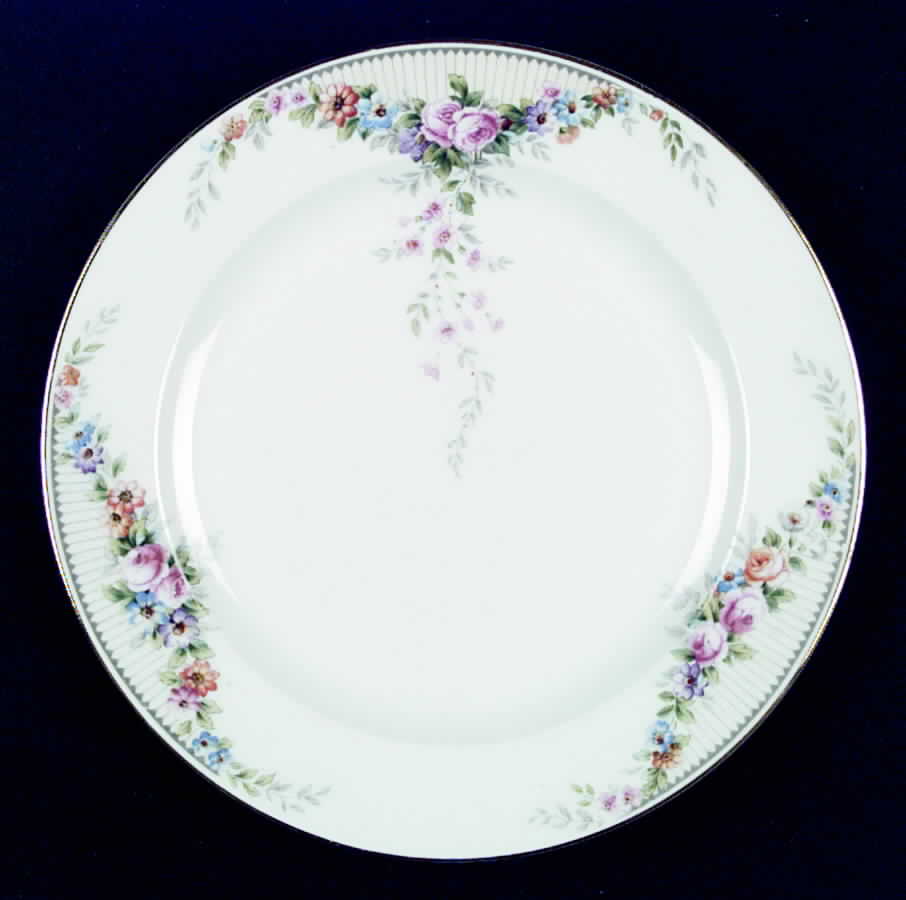 HUT504 Dinner Plate by Hutschenreuther-1