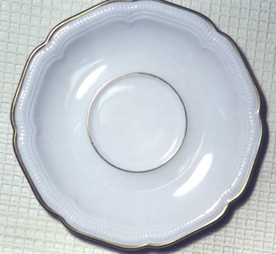 HUT508 Saucer by Hutschenreuther-1
