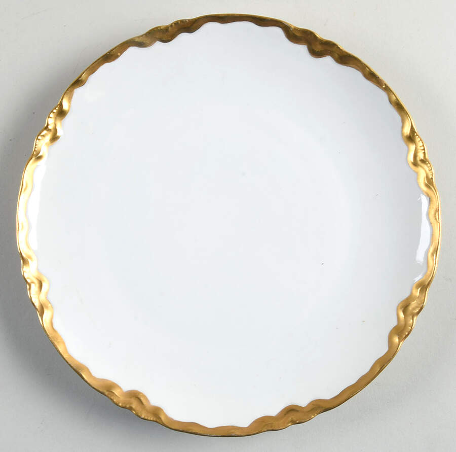 HUT540 Coupe Luncheon Plate by Hutschenreuther-1