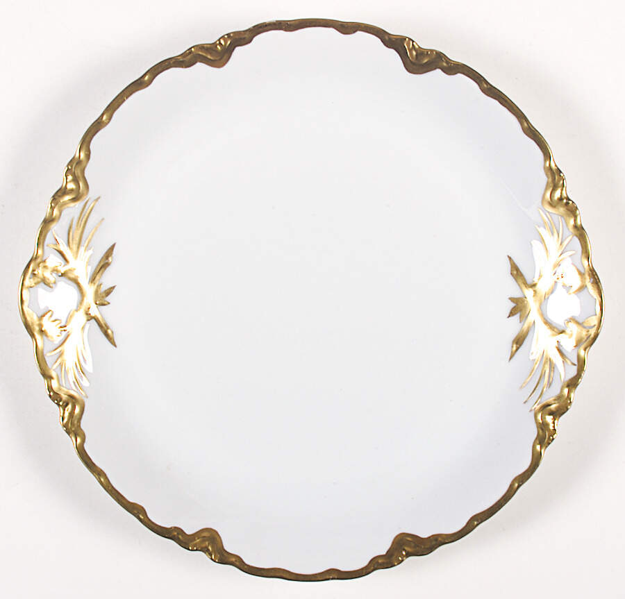 HUT540 13" Chop Plate (Round Platter) by Hutschenreuther-1