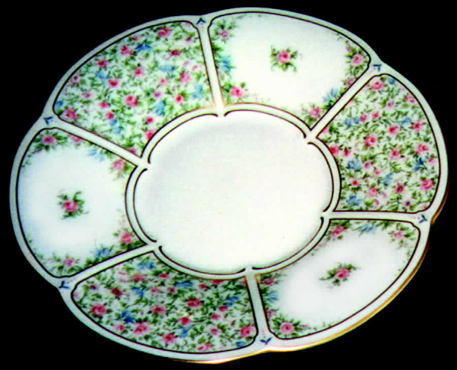 HUT555 Saucer by Hutschenreuther-1