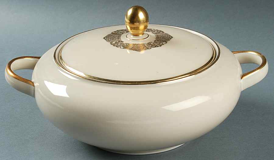 7854 Round Covered Vegetable by Hutschenreuther-1