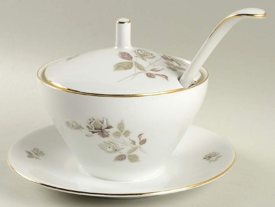 HUT574 Gravy Boat Attached Underplate & Lid w/Ladle by Hutschenreuther-1