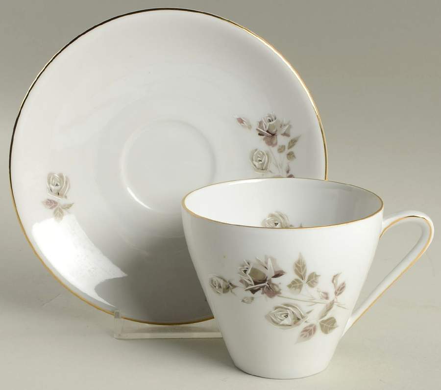 HUT574 Flat Cup & Saucer Set by Hutschenreuther-1