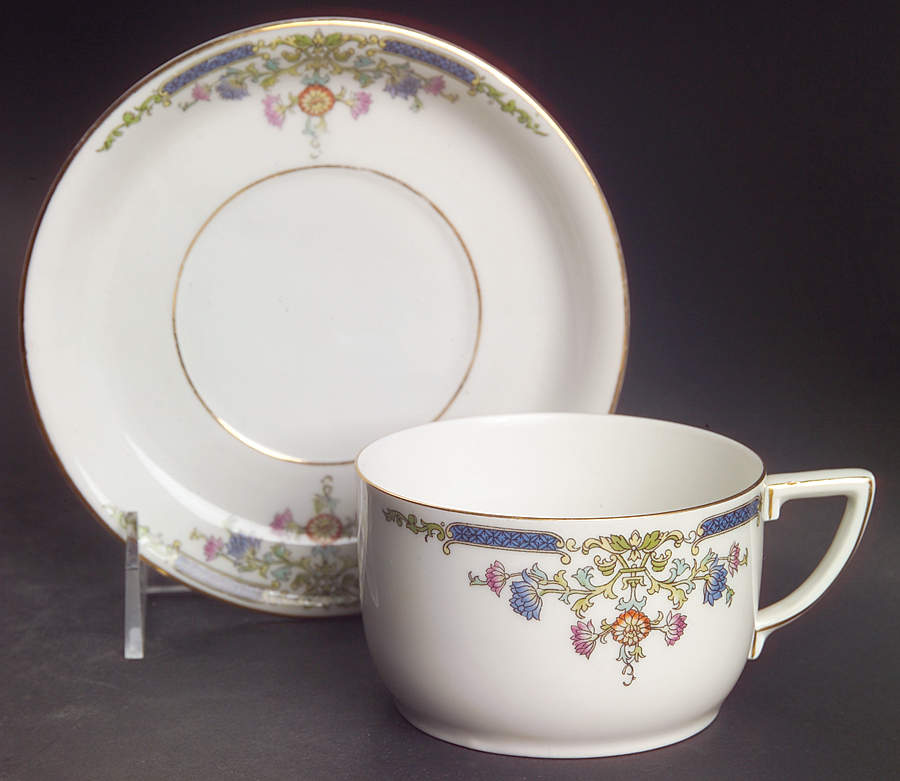 HUT6 Flat Cup & Saucer Set by Hutschenreuther-1