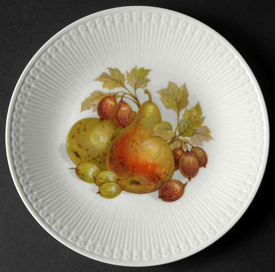 HUT67 Salad Plate by Hutschenreuther-1
