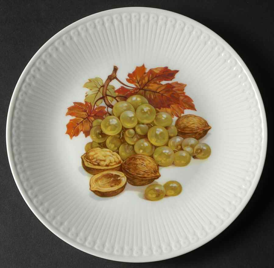 HUT67 Salad Plate by Hutschenreuther-1