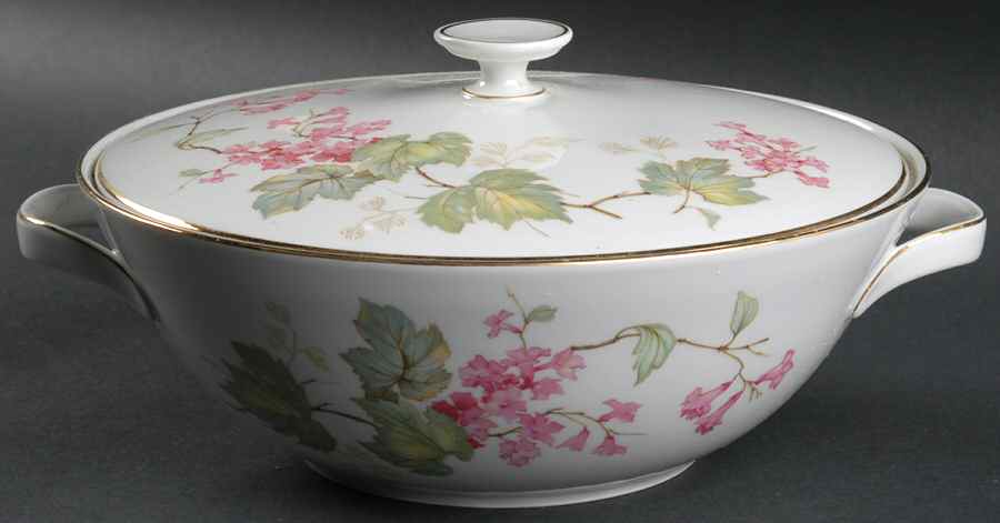 The Idlewild Round Covered Vegetable by Hutschenreuther-1