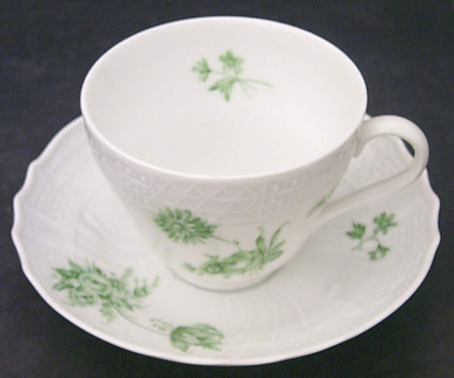 Innsbruck Flat Cup & Saucer Set by Hutschenreuther-1
