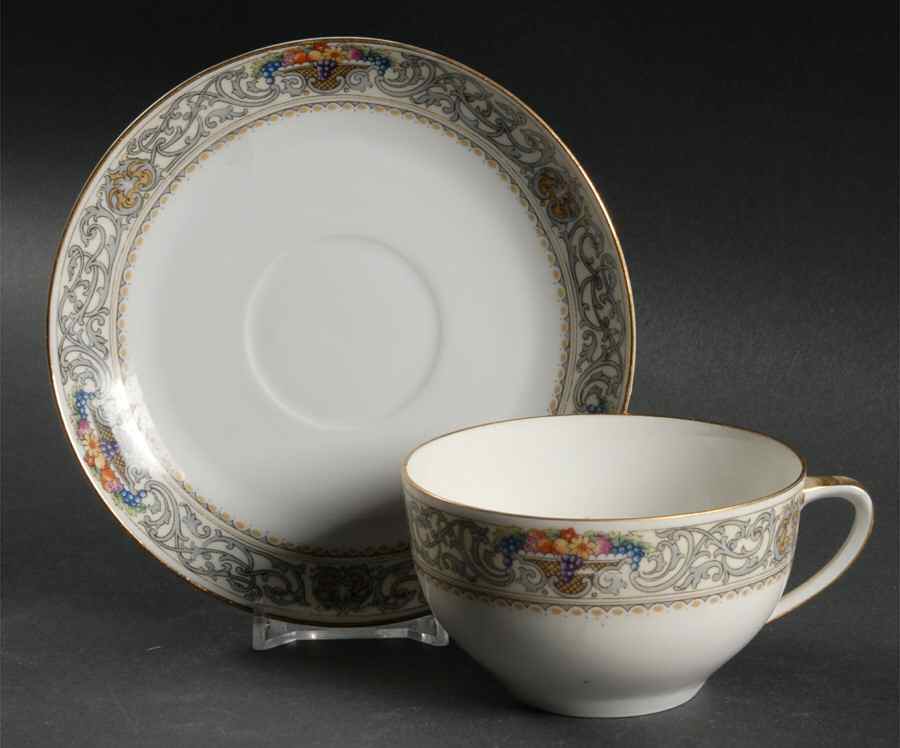 Jaffrey Oversized Cup & Saucer Set by Hutschenreuther-1