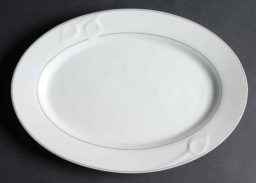 Jeunesse 13" Oval Serving Platter by Hutschenreuther-1