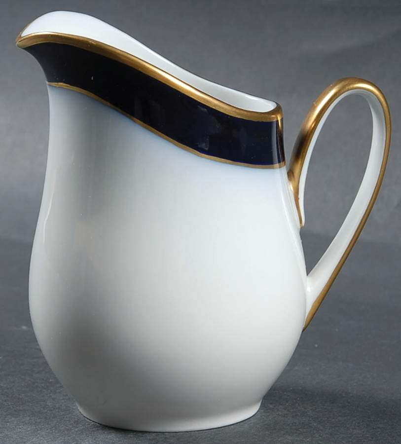 Kobalt (Coupe, Olivia Shape) Creamer by Hutschenreuther-1