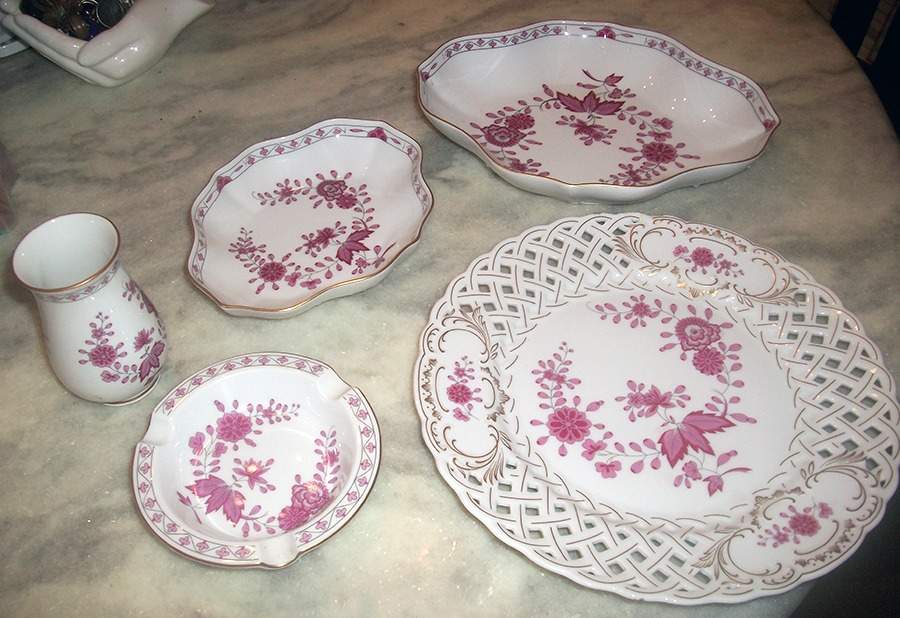 Linderhof Pierced Edge Dinner Plate by Hutschenreuther-1