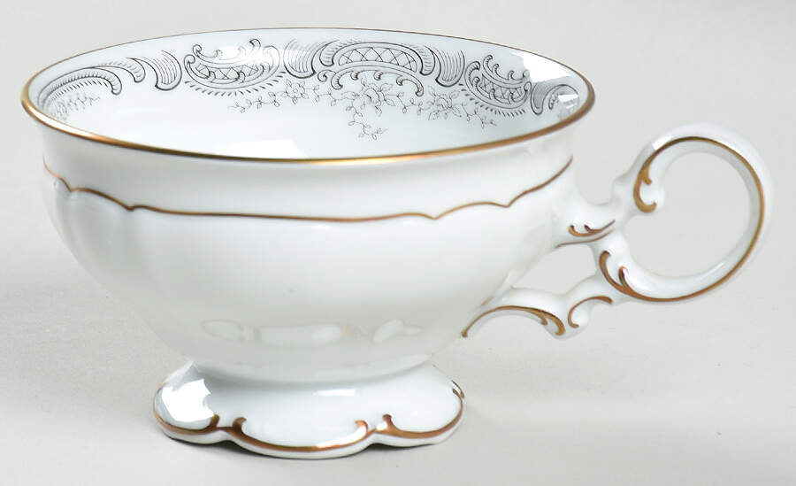 Lorelei Loreley (Gold, White) Footed Cup by Hutschenreuther-1