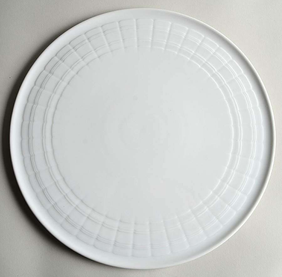 Lucina 12" Chop Plate (Round Platter) by Hutschenreuther-1