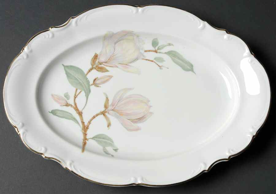 Magnolia (7948, Sylvia, White) 12" Oval Serving Platter by Hutschenreuther-1