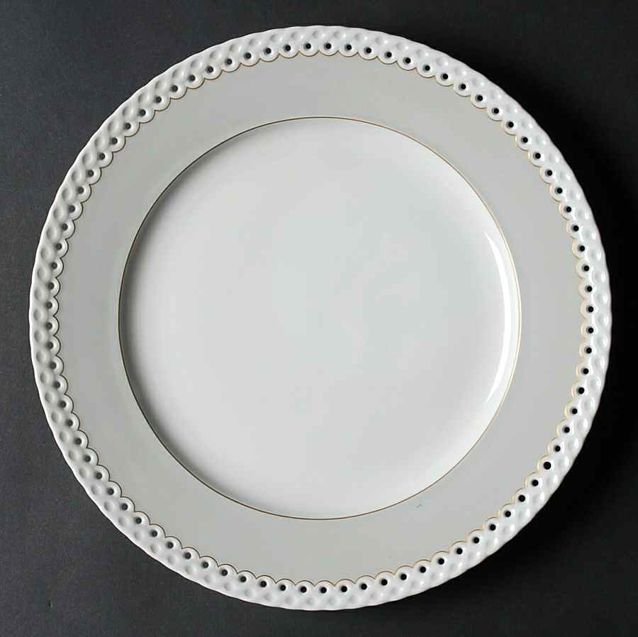 Marie Helene Dinner Plate by Hutschenreuther-1