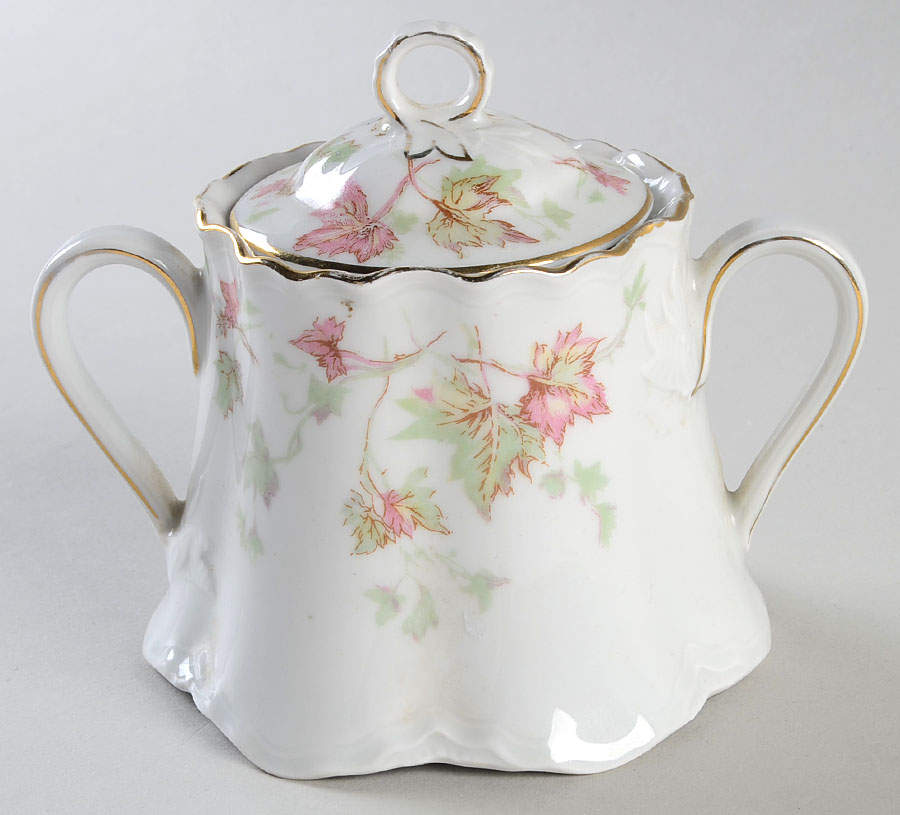 Maple Leaf (Scalloped) Sugar Bowl & Lid by Hutschenreuther-1