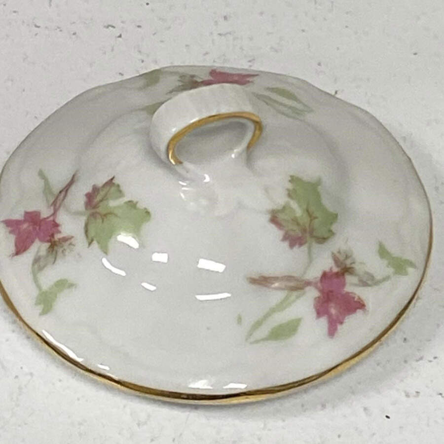 Maple Leaf (Scalloped) Lid for Sugar Bowl by Hutschenreuther-1