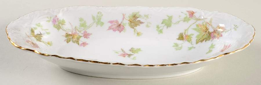 Maple Leaf (Scalloped) Celery by Hutschenreuther-1